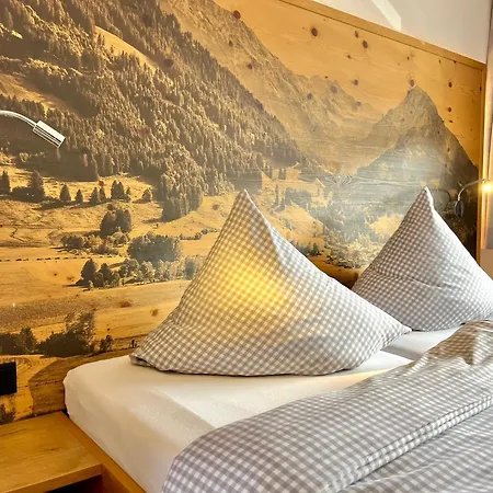 Bergglueck A13 Montana Haus Апартаменты Оберстдорф