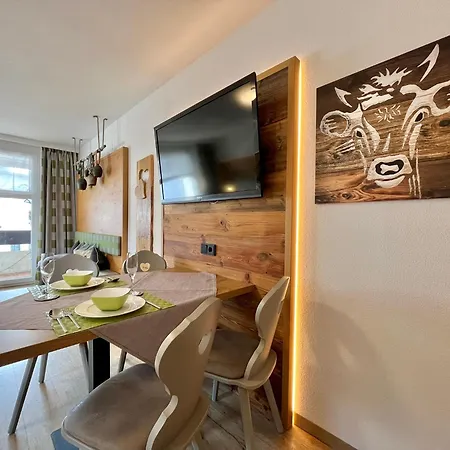 Bergglueck A13 Montana Haus Апартаменты