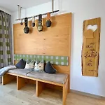 Bergglueck A13 Montana Haus * Оберстдорф