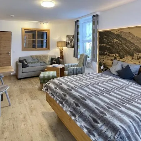 Bergglueck A13 Montana Haus
