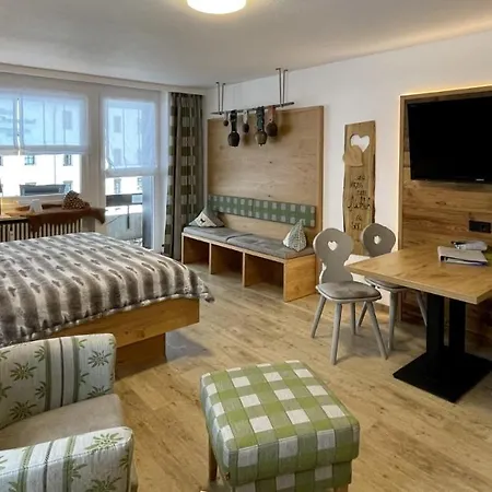Bergglueck A13 Montana Haus Oberstdorf